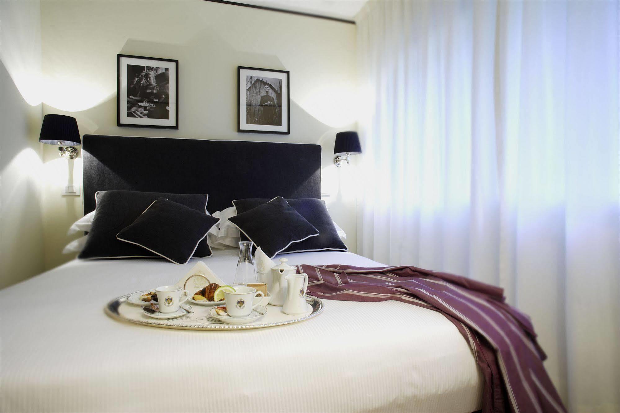 ホテル ポンテ ヴェッキオ スイーツ&スパ フィレンツェ エクステリア 写真